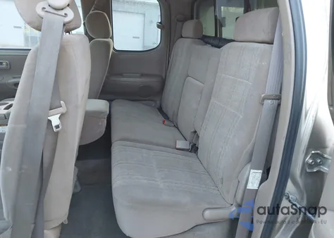 2003 Toyota Tundra Sr5 V8 from USA, damaged, VIN 5TBBT44173S430774